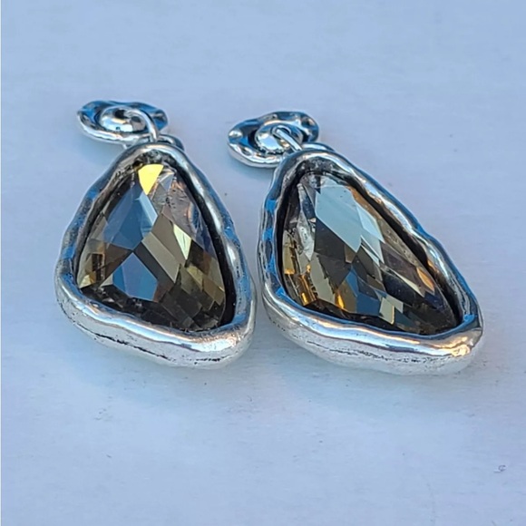 SUPERSTITION • Boho Earrings • Tea Crystal - Picture 5 of 9